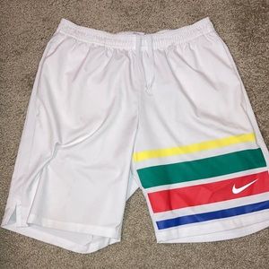 Nike shorts medium mens